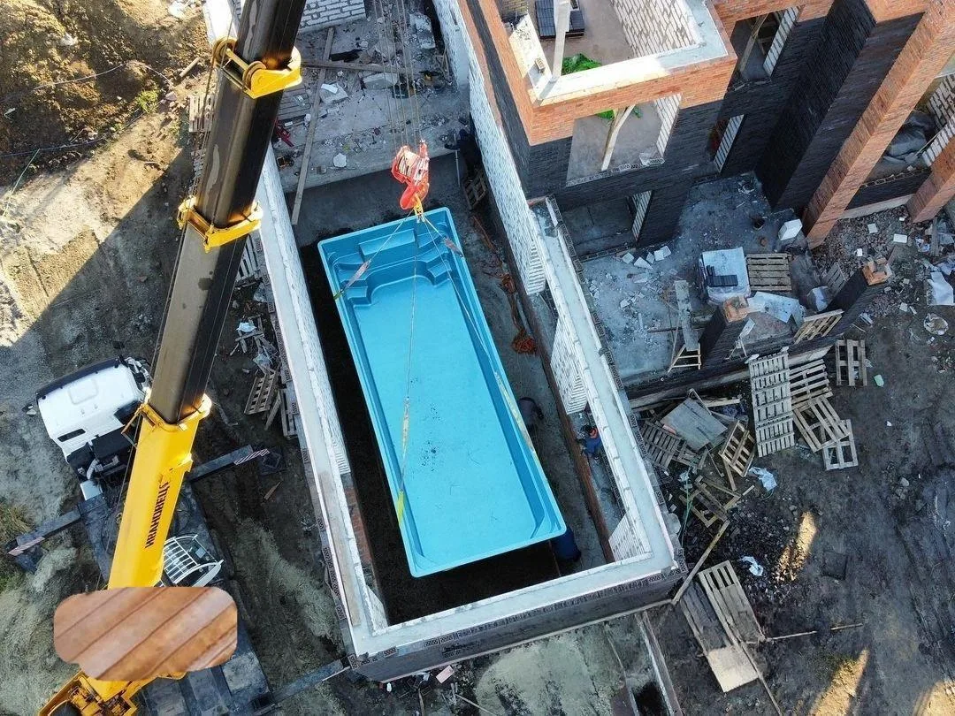 Laguna 9 — зона отдыха у бассейна в Кемерово